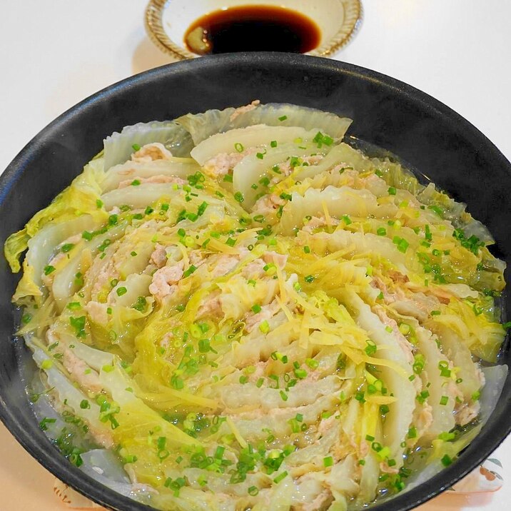 冬の定番鍋料理！白菜と豚肉のミルフィーユ鍋